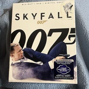 Skyfall Blu Ray DVD